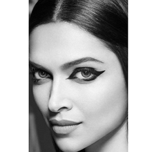 Load image into Gallery viewer, L'Oreal Paris Kajal Magique Bold
