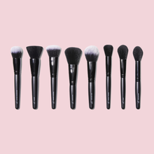 Load image into Gallery viewer, e.l.f. 19 Piece Makeup Brush Set &amp; Roll
