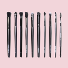 Load image into Gallery viewer, e.l.f. 19 Piece Makeup Brush Set &amp; Roll
