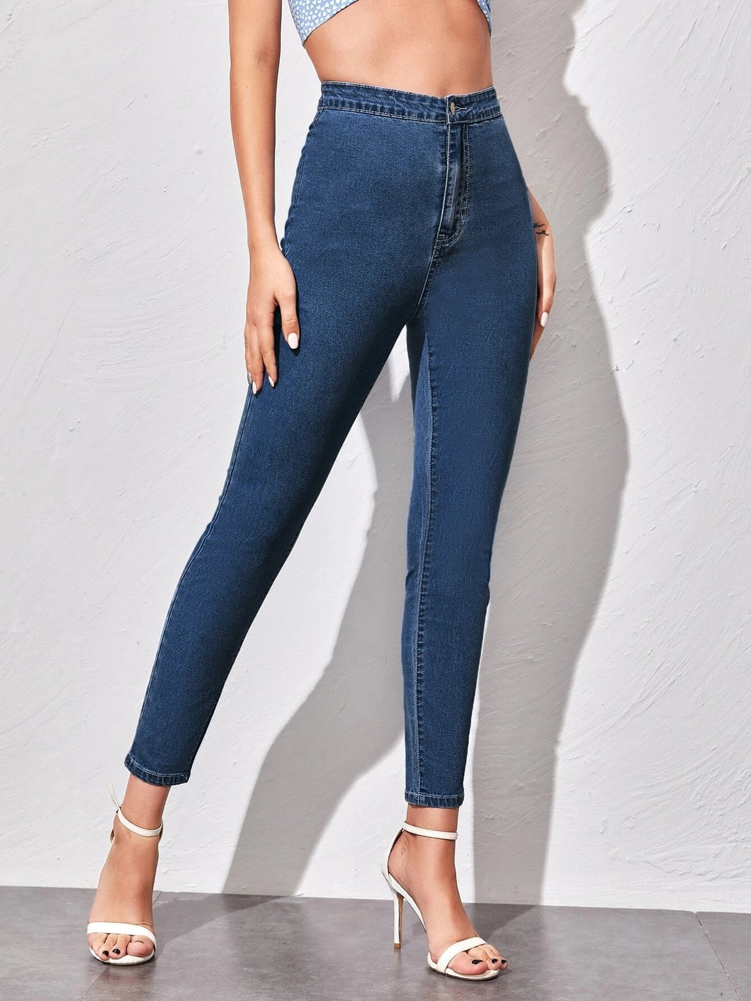 High-Waisted Cropped Skinny Jeans -Dark Wash