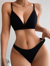 Load image into Gallery viewer, Seam detail Lingerie Set -Black
