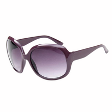 Load image into Gallery viewer, Women&#39;s Vintage Fashion Sunglasses
